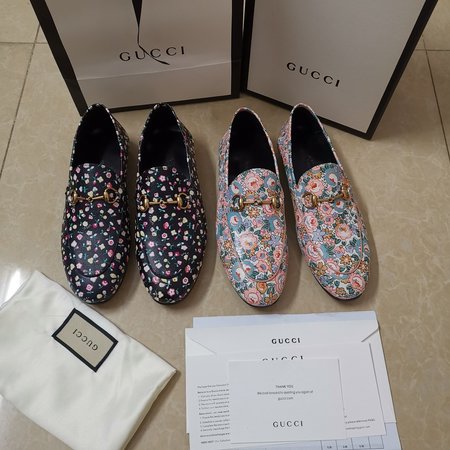 Gucci 3D printed loafers