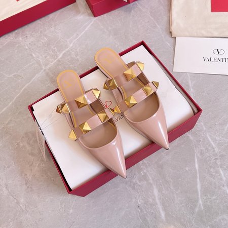 Valentino Rivet slippers