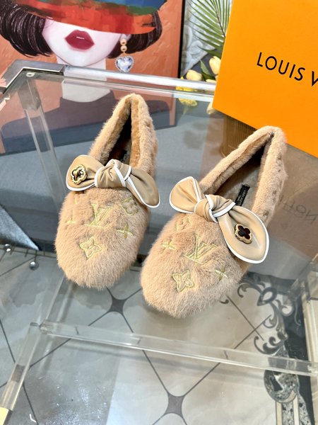 Louis Vuitton Fury mink plush shoes