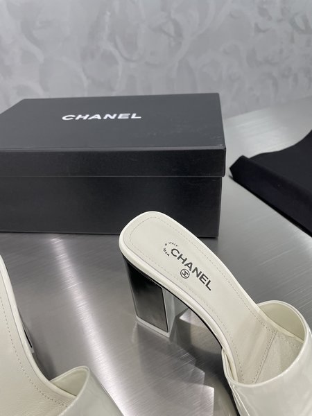 Chanel patent leather jelly sandals