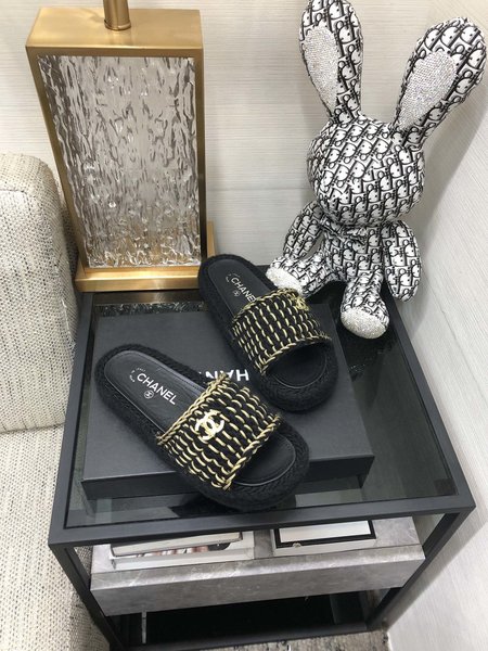 Chanel Woven slippers