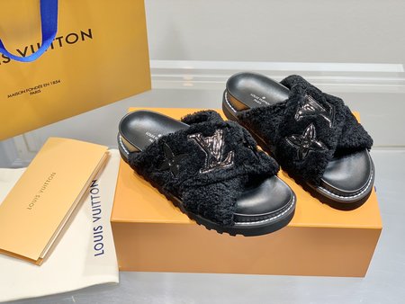 Louis Vuitton Paseo Sandals Slippers