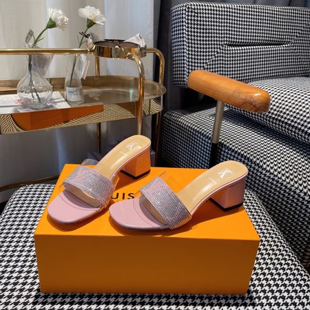 Louis Vuitton Slippers Lamb fabric TPU transparent film Genuine leather outsole
