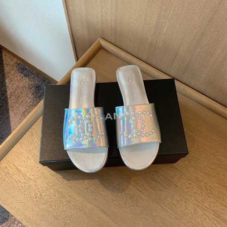 Chanel Large CC Logo Design Pearl Slippers