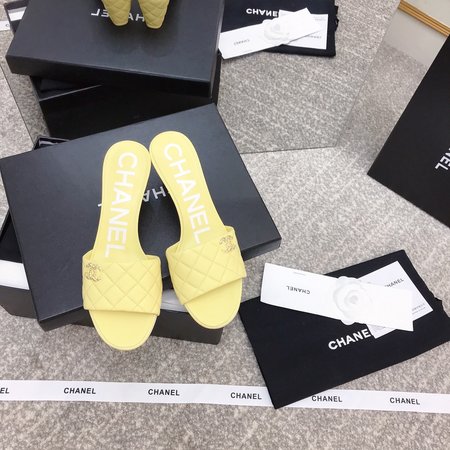 Chanel Rhombus medium heel slippers