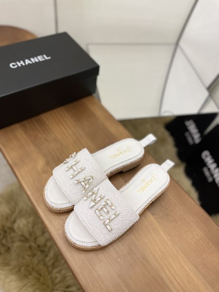 Chanel clogs