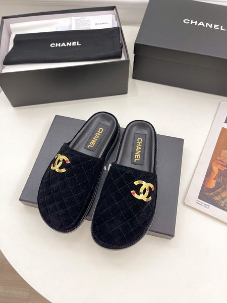 Chanel half slippers sheepskin