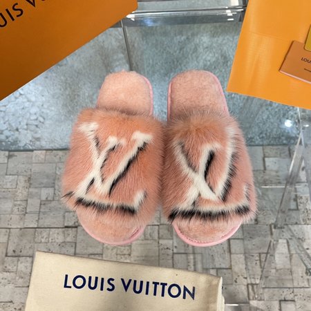 Louis Vuitton furry slippers all wool
