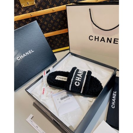 Chanel Fur slippers