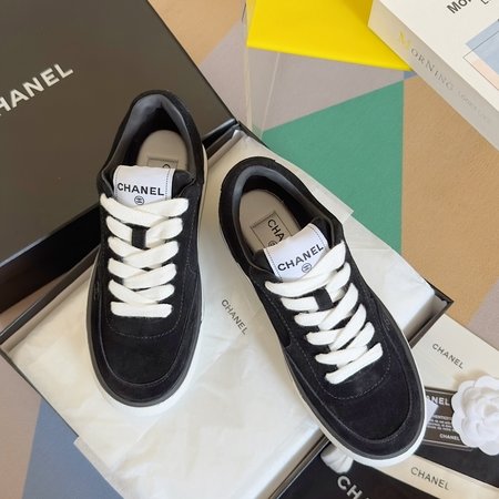 Chanel Panda color sneaker casual sports shoes