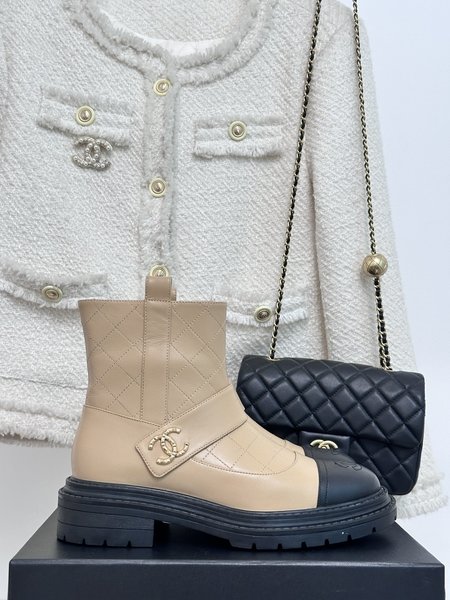 Chanel CC new autumn and winter rhombus belt short boots